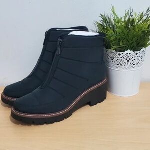 Blondo Dark Gray Winter Boots